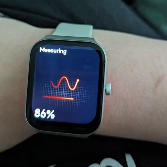 1.95" Biege Waterproof Fitness Tracker Smart Watch - Picture 2 of 3